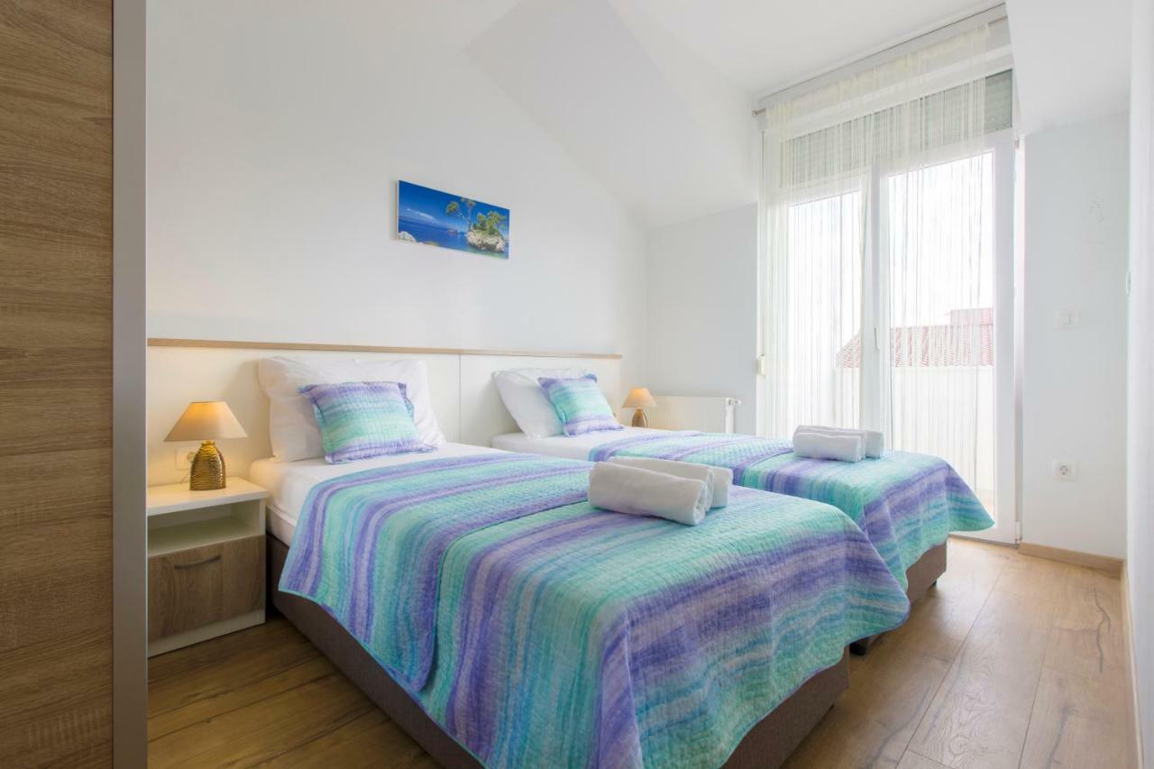 Apartmani Skelin***/**** Kaštela Eksteriør billede